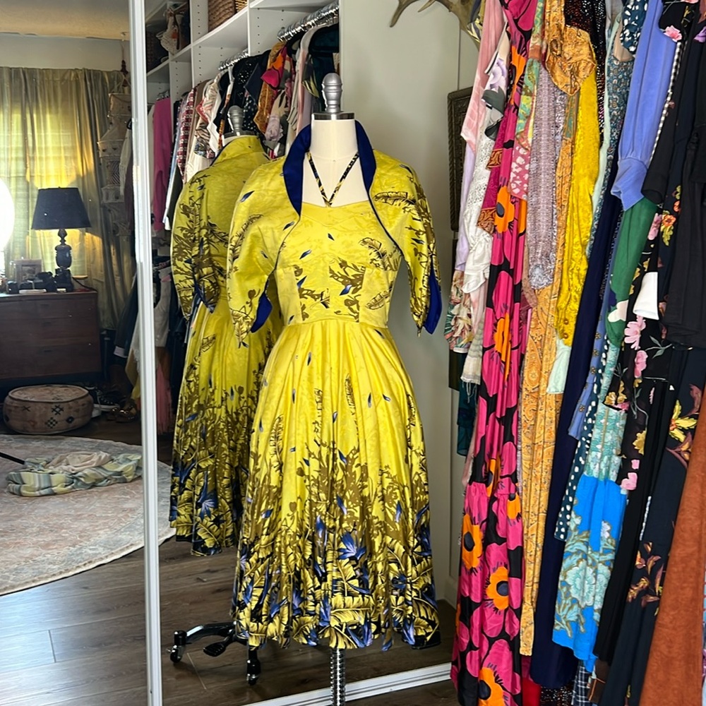 Deadly Dames Yellow Floral 1950s Tiki Dress Size S